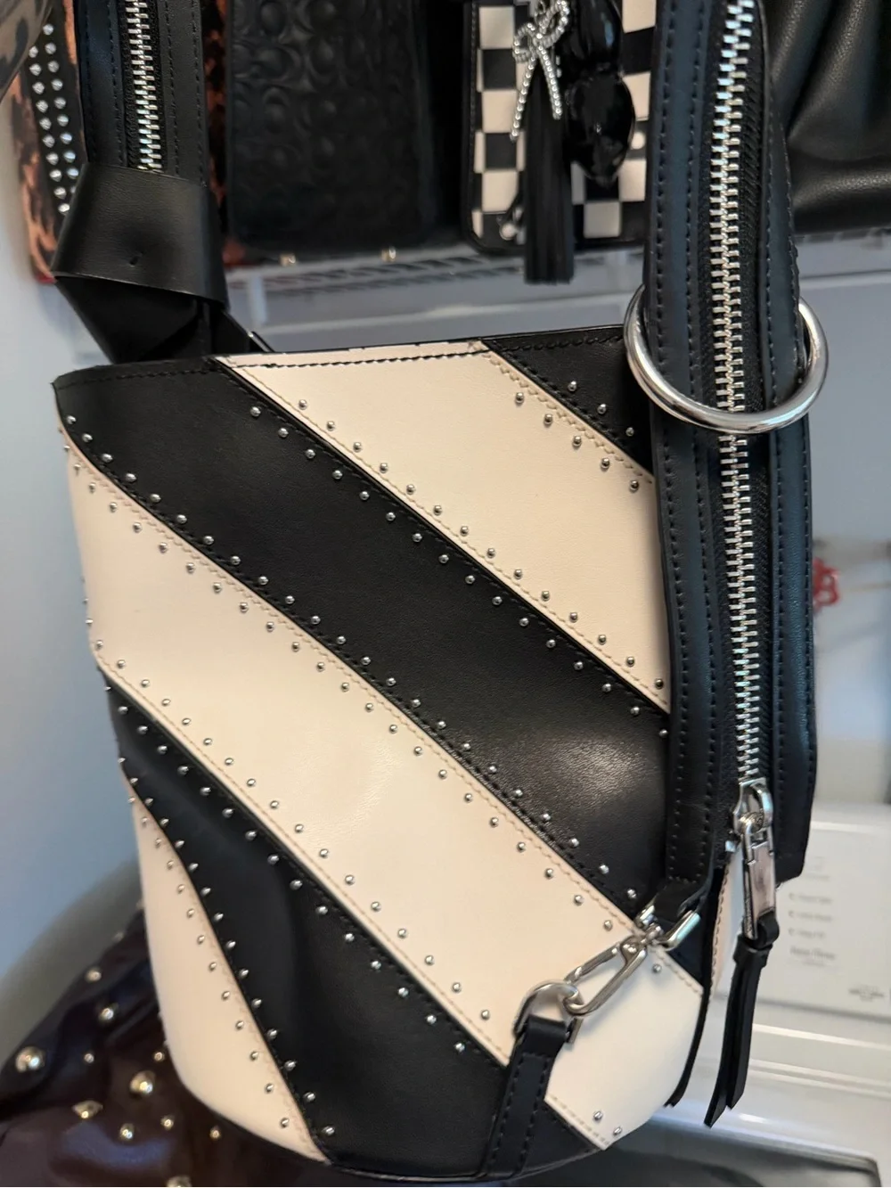 Bundle of purses handbags
